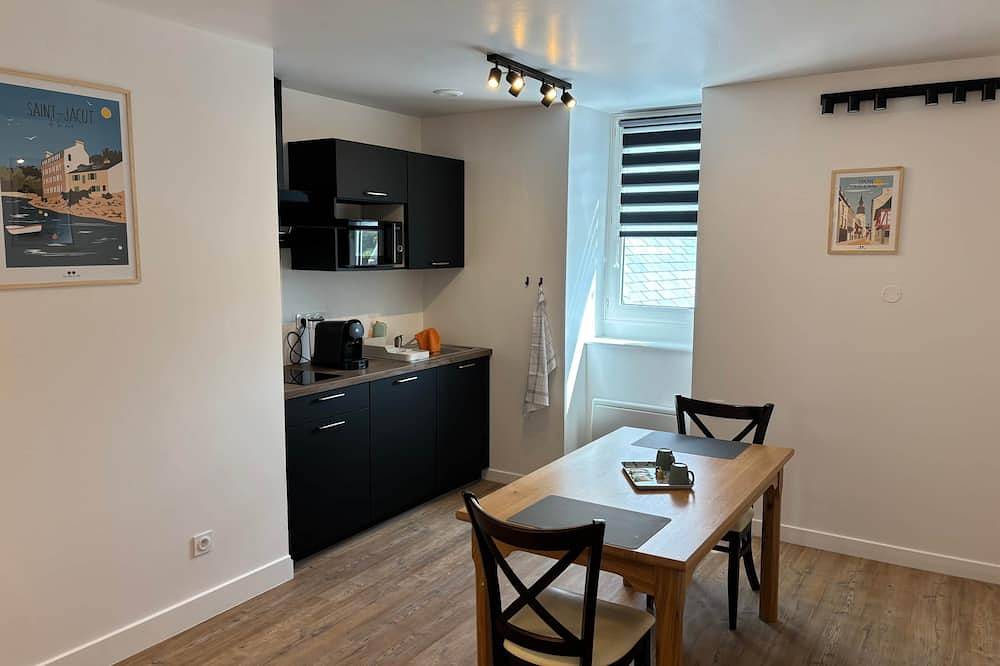 Ganze Wohnung, Tyyann 7: A 43-square-meter studio with a kitchenette and a bathroom in Plancoët, Dinan und Umgebung