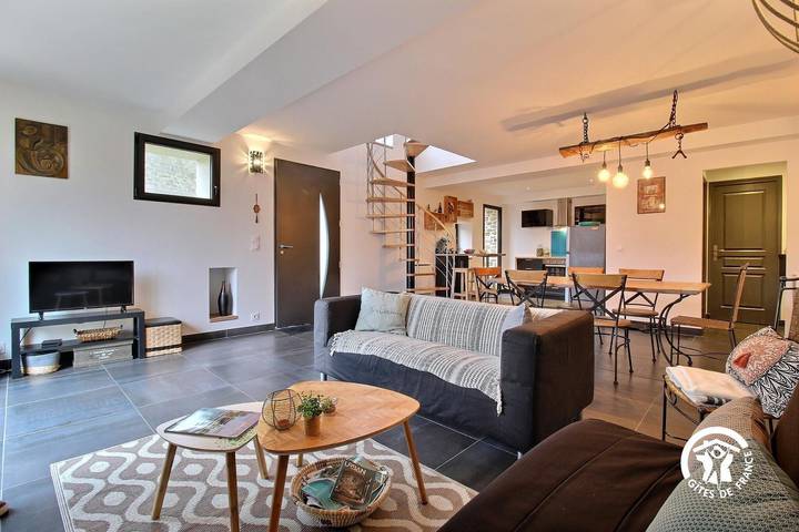 Gîte pour 4 personnes, avec sauna et terrasse