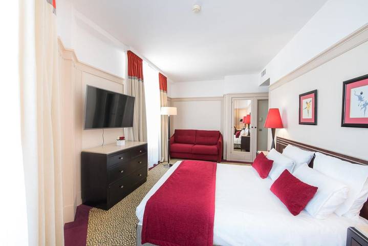 Hôtel pour 2 personnes, avec terrasse, animaux acceptés dans Casino de Biarritz - 3