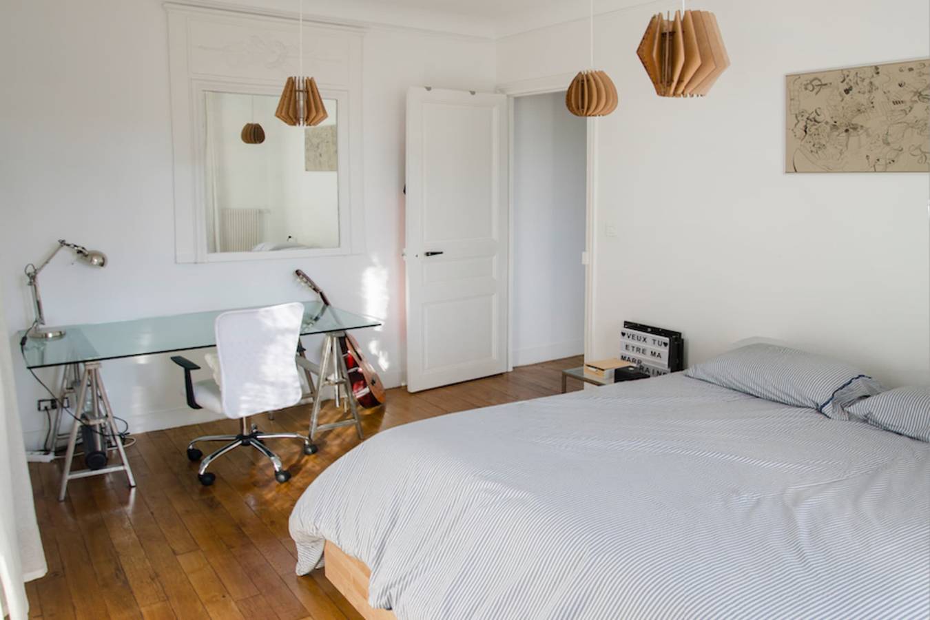 Hel lägenhet, Spacious apartment with Wifi in the heart of Paris in 12th Arrondissement, Paris