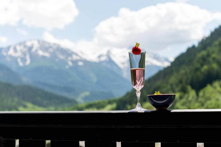 Ferienhaus für 6 Personen, mit Terrasse und Garten sowie Ausblick