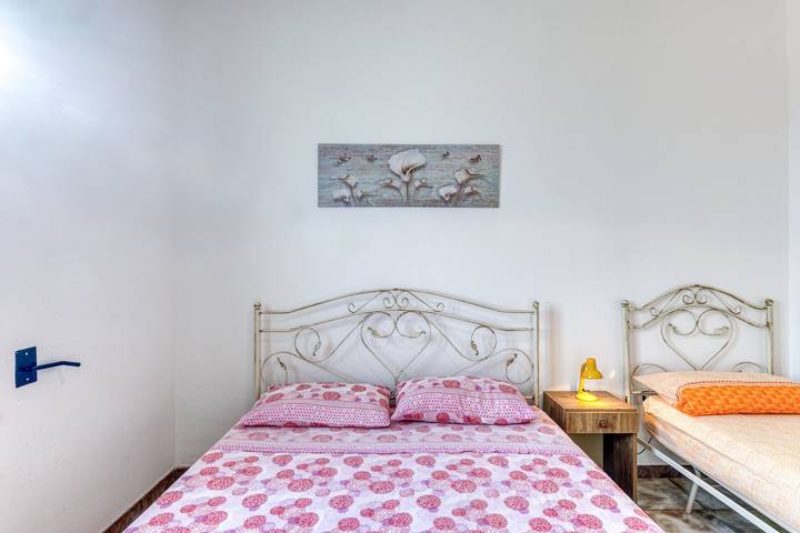 Appartamento intero, Appartamento 'Casa Sofia' con terrazza privata, giardino privato e aria condizionata in Torre Pali, Salve