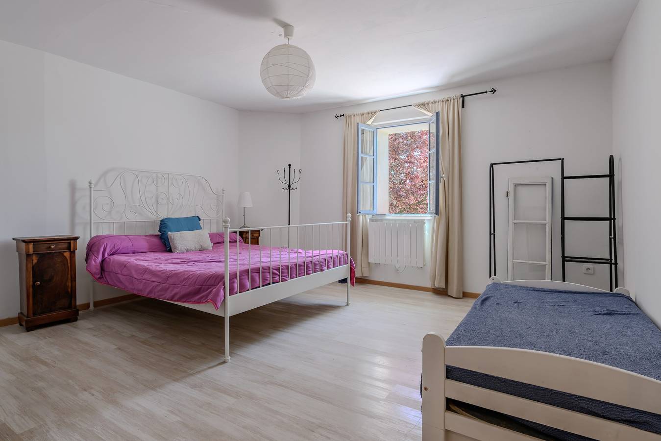Chambre chez l'habitant in Villes-sur-Auzon, Parc naturel régional du Mont-Ventoux