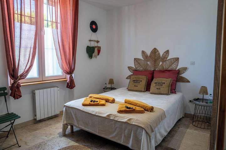 Belle maison, piscine et studio - 7P in Saint-Chamas, Côte méditerranéenne (France)