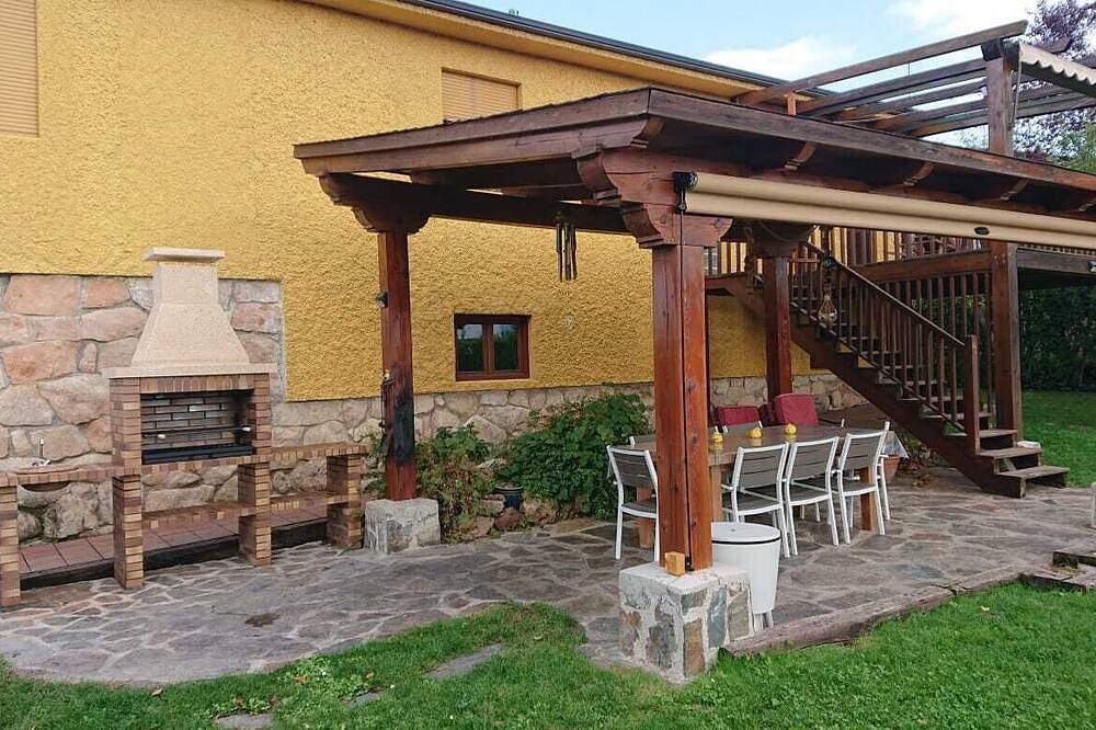 Margasol - Vivienda Uso Turístico in Pedrezuela, Área Metropolitana de Madrid