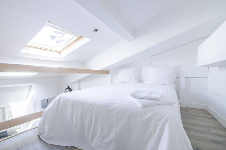 Location de vacances pour 4 personnes, avec vue dans Théâtre Mogador - 3