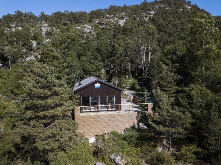 Chalet für 6 Personen, mit Ausblick und Terrasse - 1