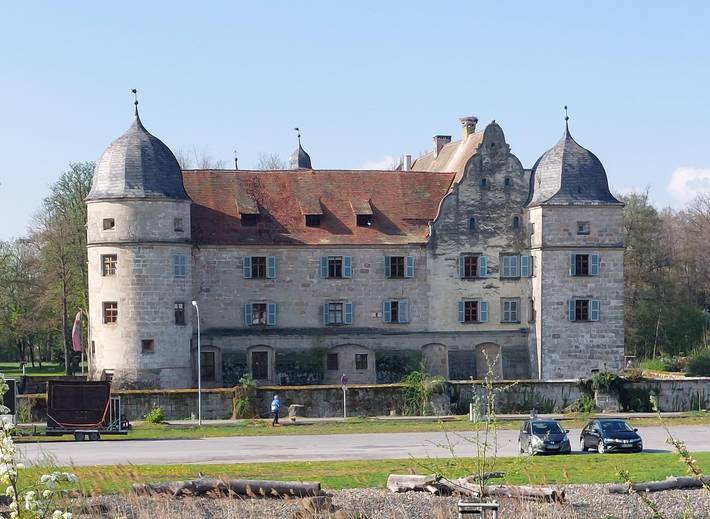 Ganze Wohnung, Ferienwohnung N+B - Ferienwohnung mit Ausblick auf Wasserschloß in Mitwitz, Landkreis Kronach