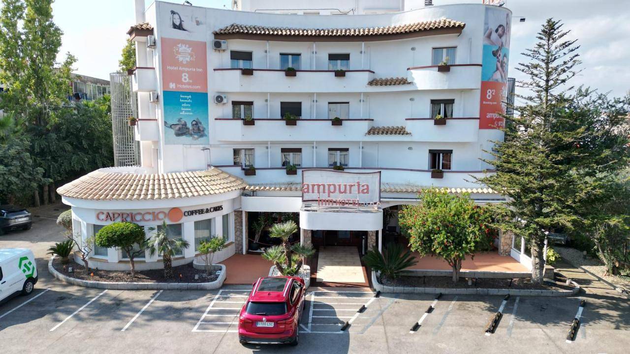 Ampuria Inn in Empuriabrava, Haut-Ampurdan