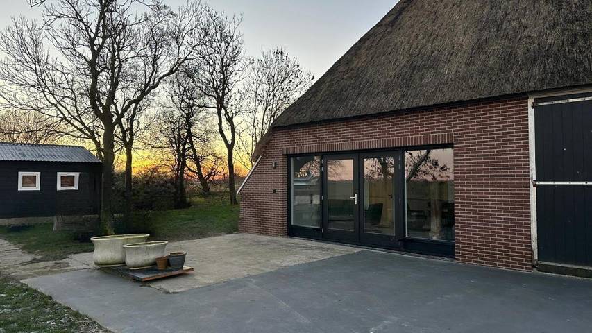 Chambre d’hôte pour 4 personnes, avec jardin et vue, adapté aux familles dans Frise - 2