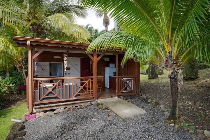 Camping pour 2 personnes, avec terrasse et piscine - 1