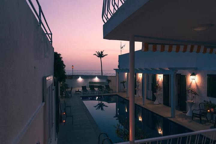 Chalet para 11 personas, con jardín además de piscina y vistas, Se admiten mascotas en La Palma - 2