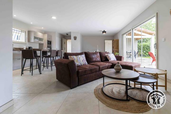 Gîte pour 4 personnes, avec piscine ainsi que terrasse et jardin à Mirepoix - 4