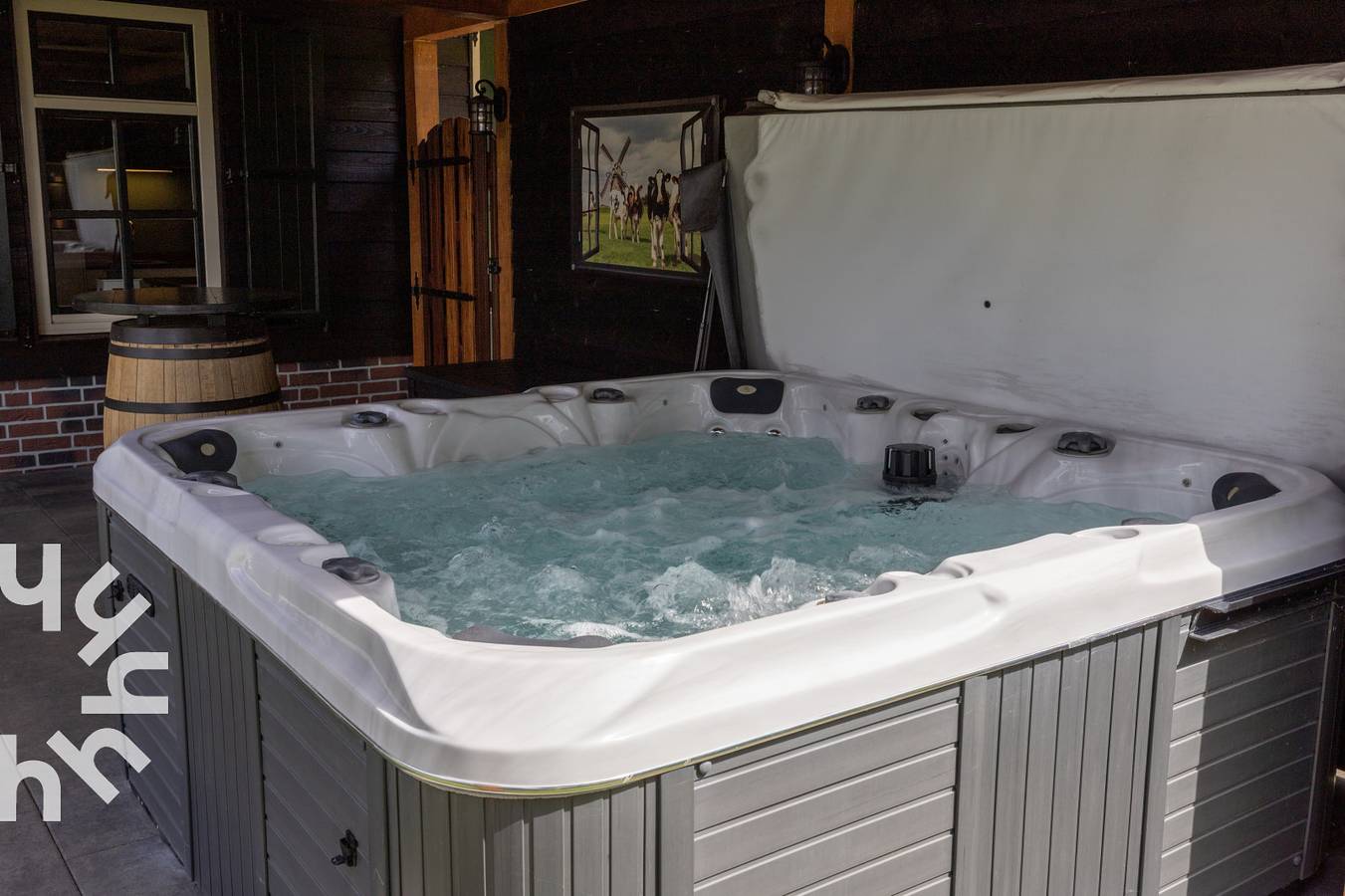 Prachtige 6 persoons vakantiewoning met bubbelbad en grote tuin nabij Hardenberg in Den Ham (Overijssel), Twente