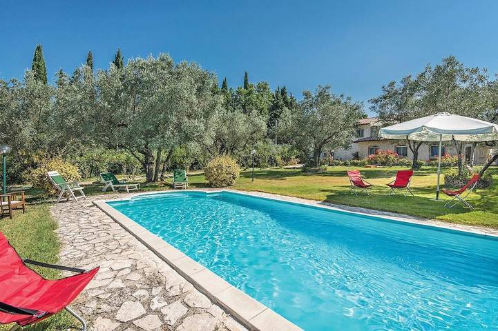 Casa vacanza per 8 persone, con giardino - 1