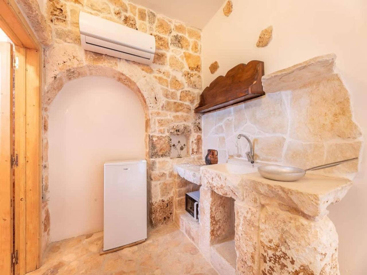 Villa rustica con piscina per 17 persone. in Ceglie Messapica, Salento