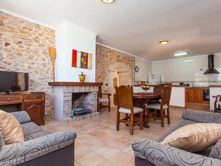 Finca Ses Comes. Encantadora casa de campo para 4 personas en Santanyi in Es Llombards, Santanyí