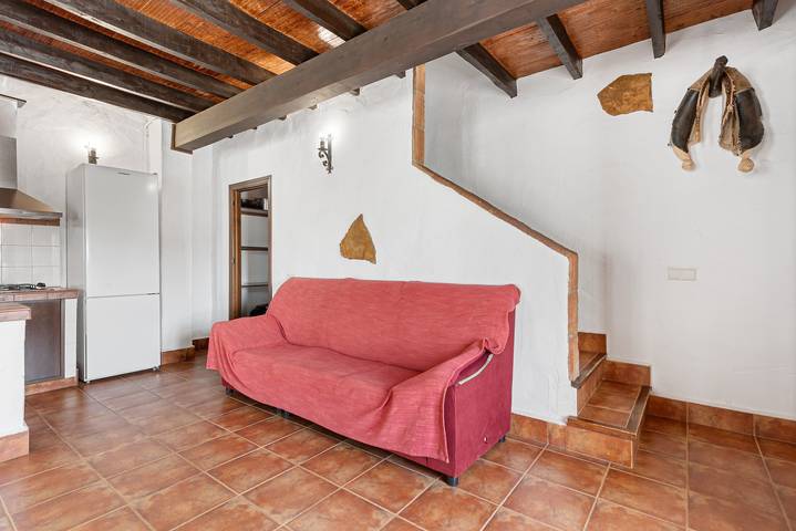 Country House 'La Cochera' with Lake View, Shared Pool and Wi-Fi in Campanillas, Almogía