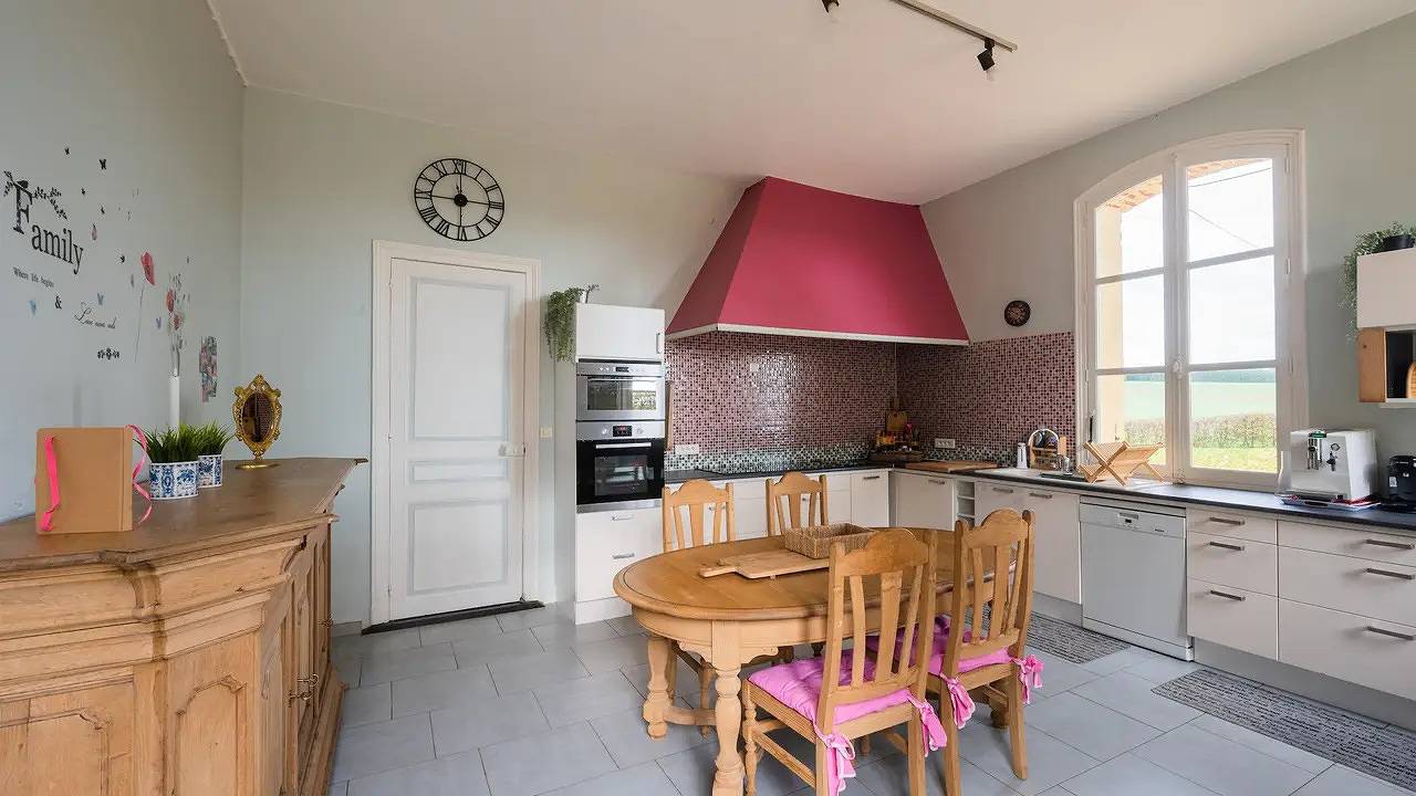 Villa voor 21 personen met tuin in Pouru-Saint-Remy, Ardennen