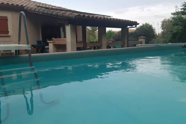Location de vacances pour 9 personnes, avec Jacuzzi et Jardin à Chamborigaud