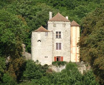 Cottage pour 4 personnes, avec jardin dans Champrenault