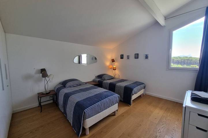 Gîte pour 5 personnes, avec Balcon ainsi que Jardin et Piscine dans Golf d'Ilbarritz - 4