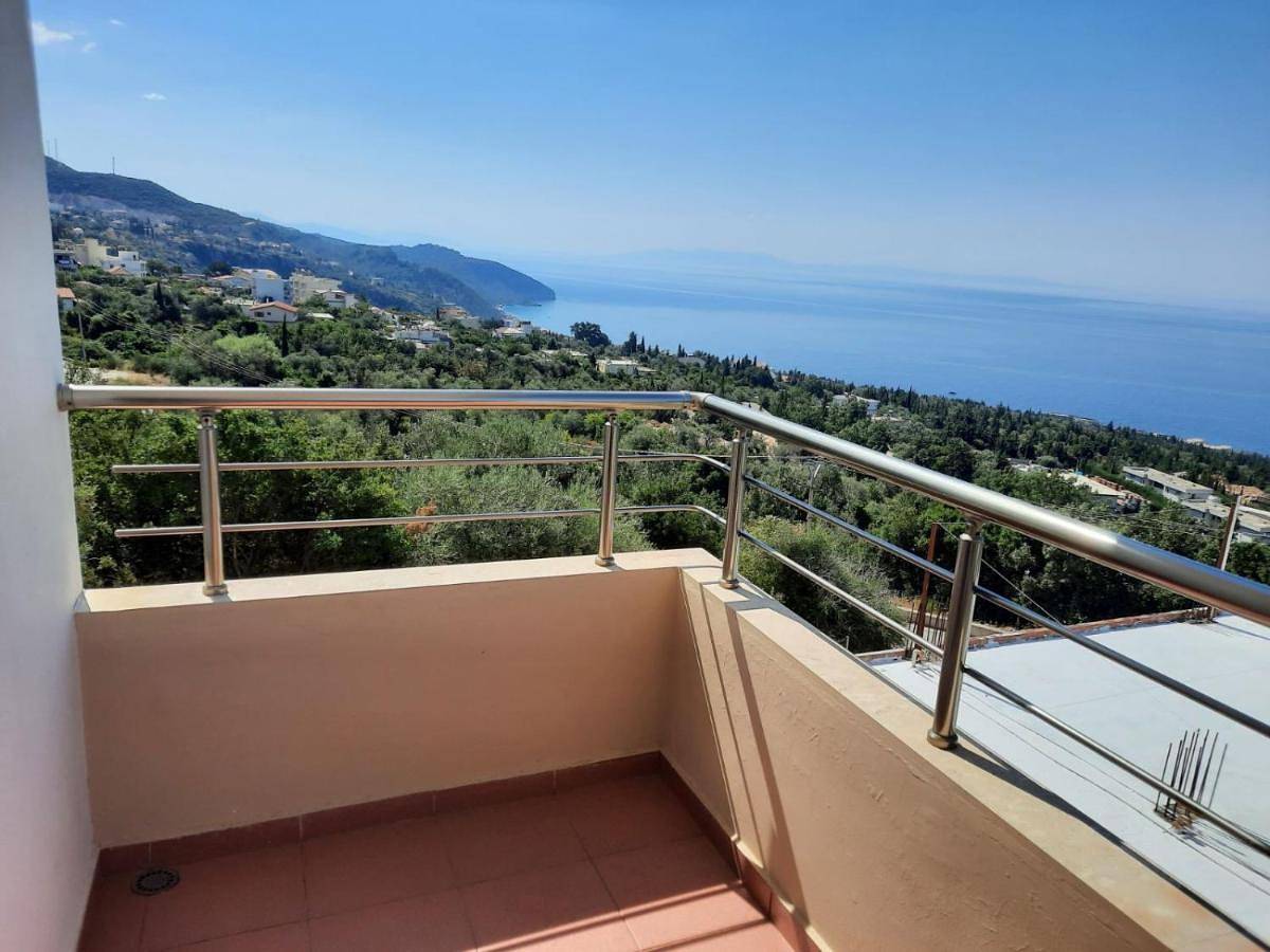Studio with Sea View in Dhërmi, Himarë