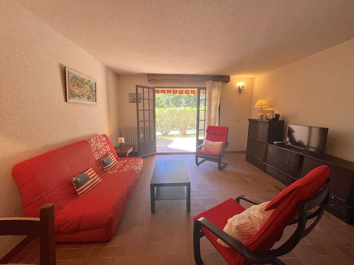 Gîte pour 6 personnes, avec piscine dans Boulouris - 3