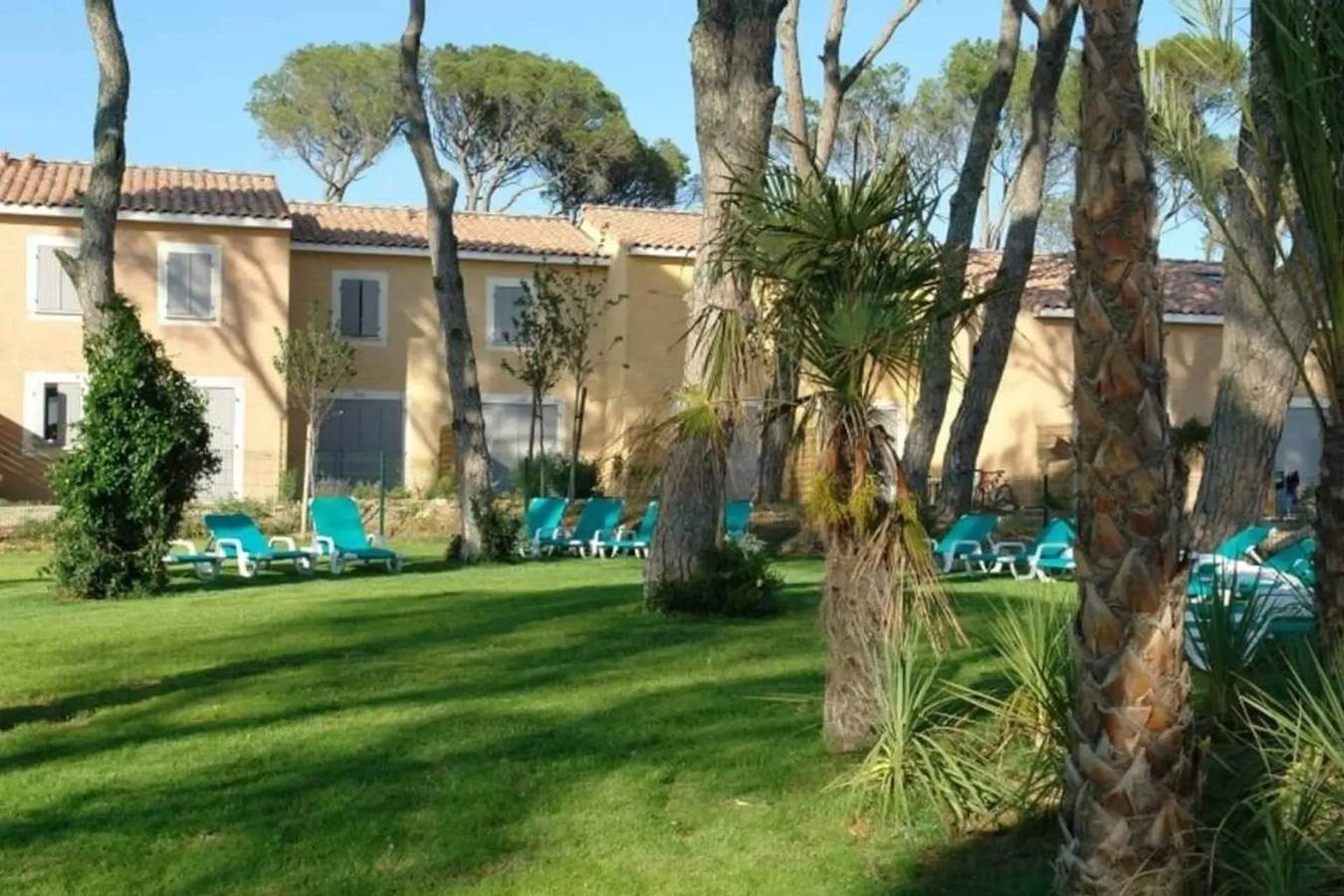 Casa acogedora con piscina compartida en Calvisson in Aubais, Costa mediterránea (Francia)