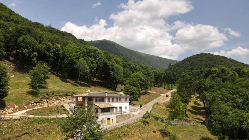 Maison d’hôte pour 2 personnes, avec Terrasse ainsi que Jardin et Vue à Meduno