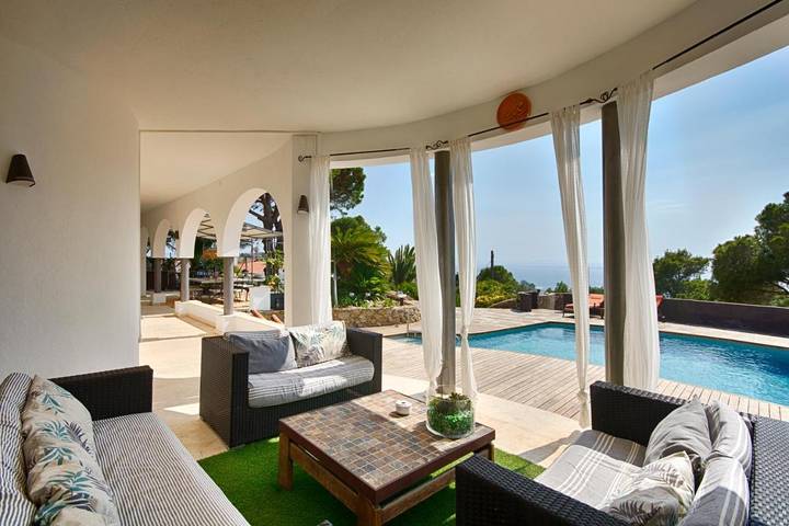 Chambre d’hôte pour 3 personnes, avec jacuzzi ainsi que jardin et piscine à Roses - 4