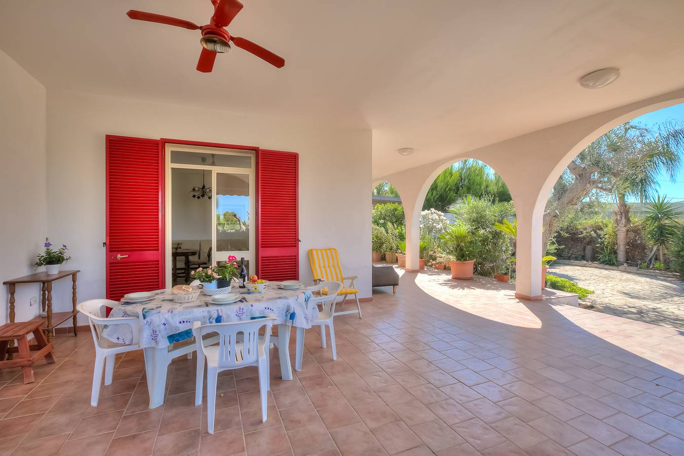 Villa Strea with pool in Torre Squillace, Golfo di Taranto
