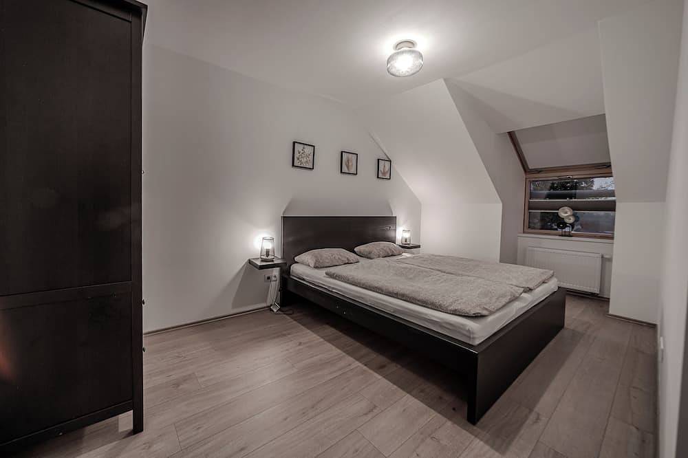Ganze Wohnung, Moderne Ferienwohnung für die ganze Familie. Top Lage kurz vor Quedlinburg in Westerhausen, Thale