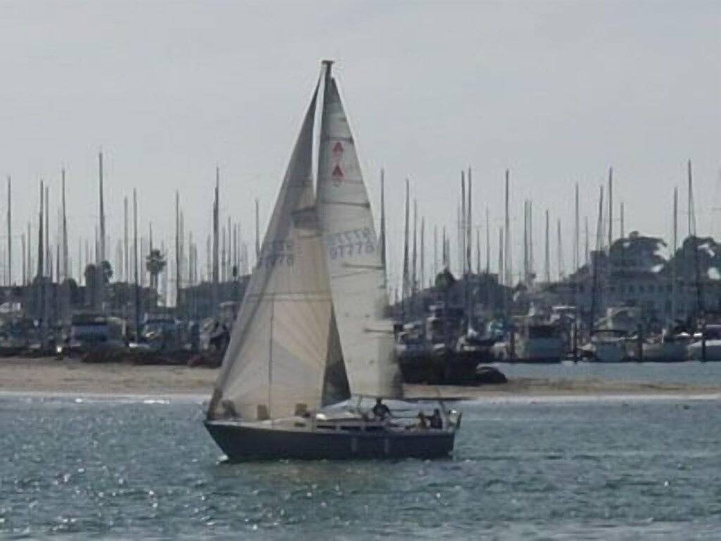 Ganze Wohnung, Standort!!! In Sb 2 Blks nach Beach & Town in Santa Barbara, Santa Barbara County