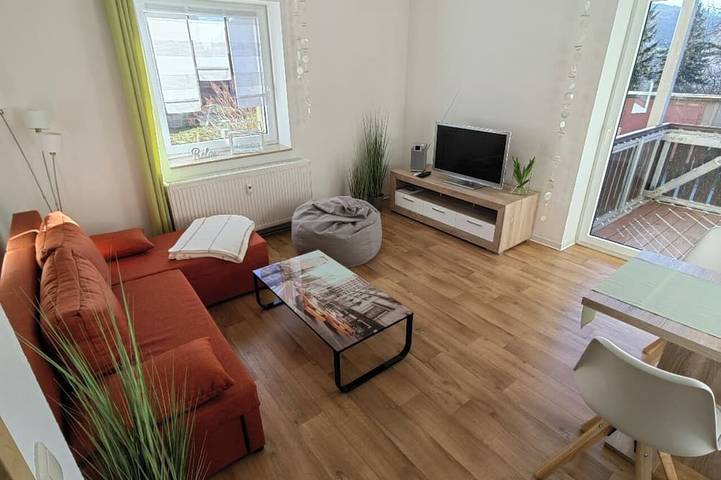 Ganze Wohnung, Moderne zentral gelegene Ferienwohnung in Ebersbach/Oberlausitz in Ebersbach-Neugersdorf, Oberlausitz-Niederschlesien