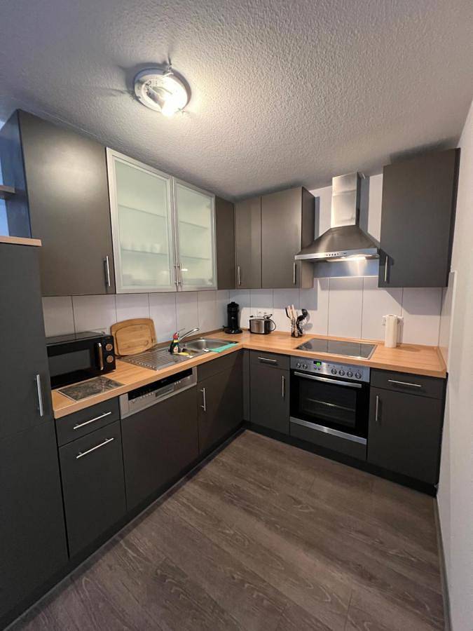 Ferienwohnung für 6 Personen, mit Balkon und Terrasse sowie Seeblick und Ausblick in der Stuttgart Region - 2