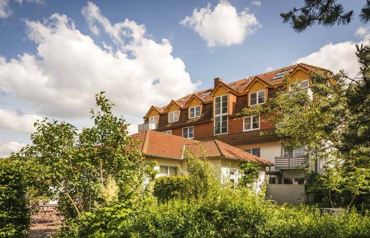Ferienwohnung für 4 Personen, mit Balkon und Garten in Lichtenhagen