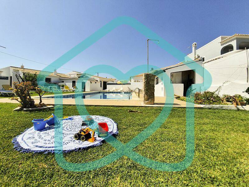 Entire holiday apartment, Apartment for 3 persons in Albufeira, Algarve (Western Algarve) in Albufeira, Faro District
