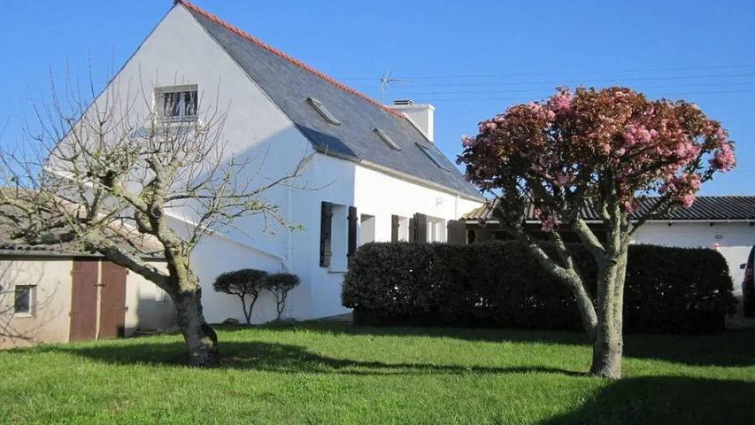 Maison de vacances pour 7 personnes, avec jardin dans Port de Pors Poulhan