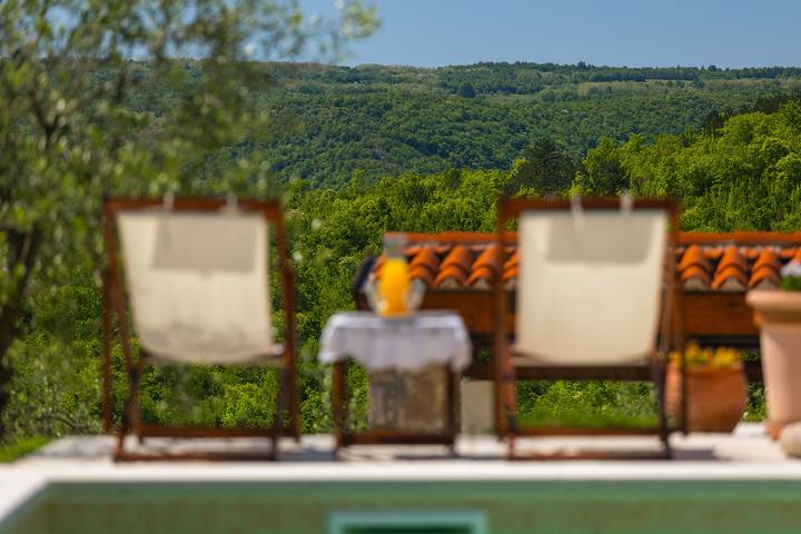 Villa für 4 Personen, mit Terrasse und Garten - 1