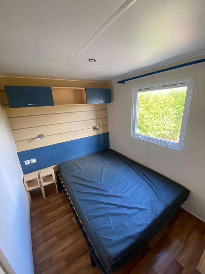 Camping pour 6 personnes, avec terrasse et jardin ainsi que vue et piscine dans Essonne - 4