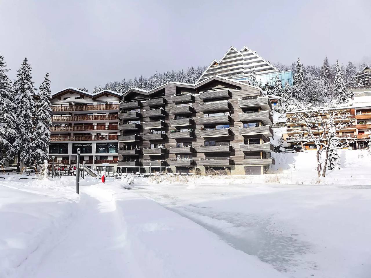 Vacation Rental for 4 Guests in Montana (Switzerland), Sion - Sierre region