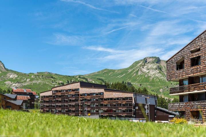 Appart’hôtel pour 4 personnes, avec jardin et balcon
