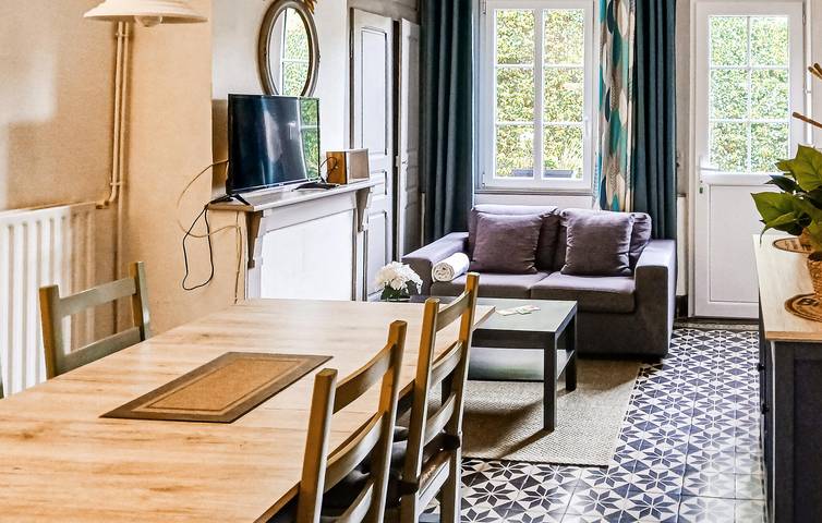 Apartamento en el centro de la ciudad con WiFi y aparcamiento in Auxi-le-Château, Región de Arras