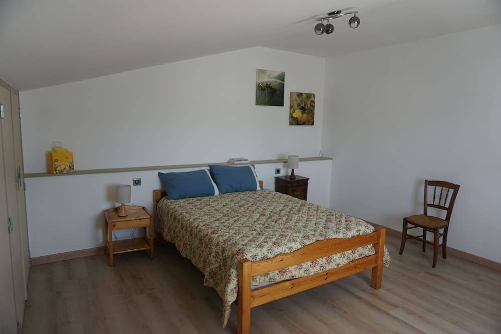 Maison de vacances à 50 m du port fluvial in Port-d'Envaux, Région de Saintes