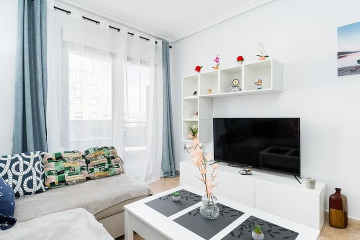 Apartamento de vacaciones para 4 personas, con piscina y balcón - 1
