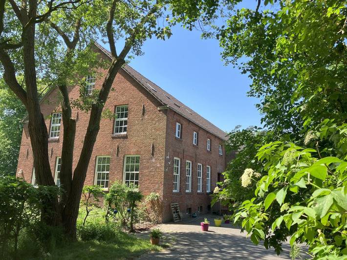 Bauernhof für 3 Personen, mit Garten und Seeblick, mit Haustier in Wittmund