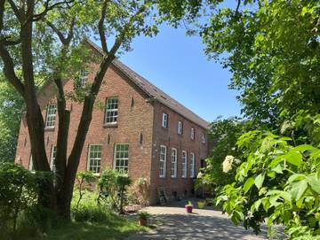 Bauernhaus für 2 Personen, mit Garten und Seeblick sowie Ausblick, kinderfreundlich in Ostfriesland