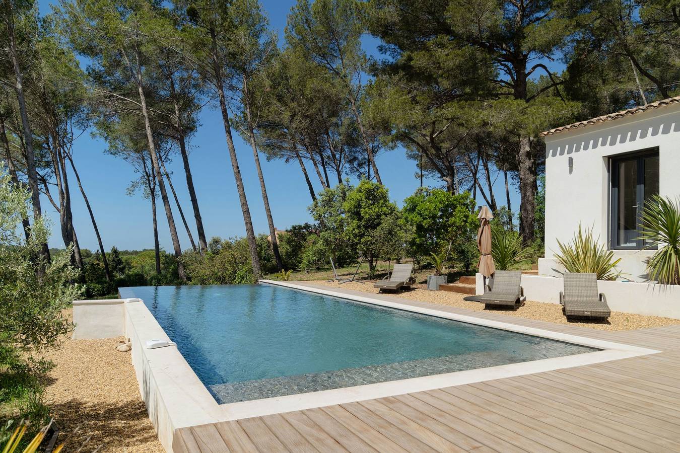 Maison avec piscine à débordement près d'Aix in Aix-en-Provence, Région d'Aix-en-Provence