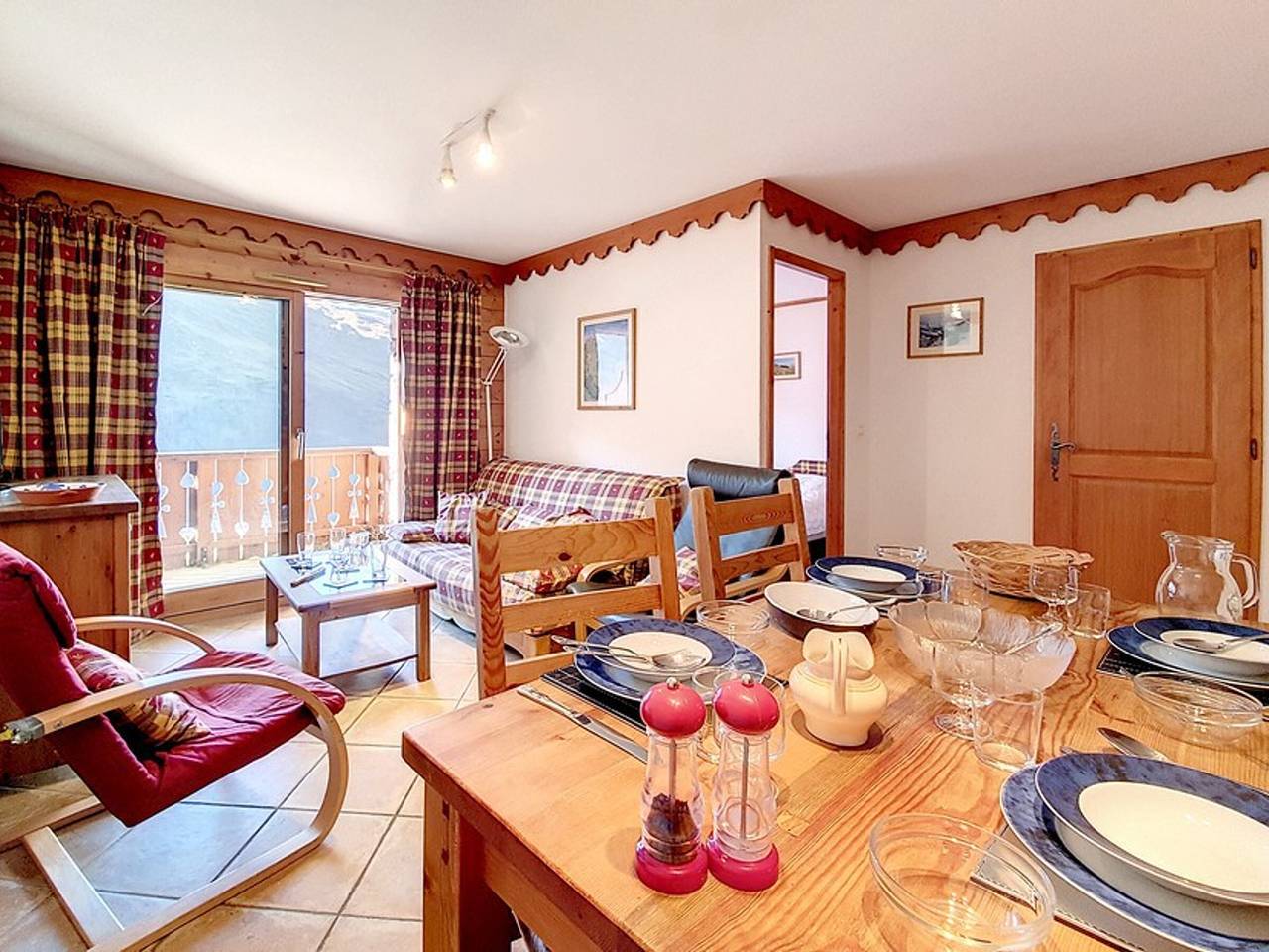 Apartamento entero, Apartamento luminoso de 3 piezas cerca de pistas, balcón, 6 personas in Les Menuires, Saint-Martin-de-Belleville